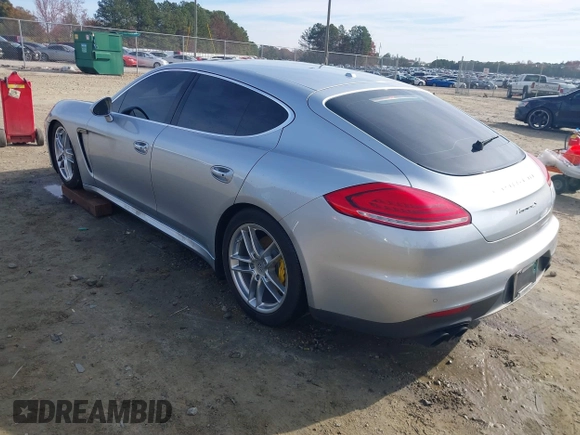 2015 Porsche Panamera 4S z VIN WP0AB2A70FL050779, wystawiony jako IAAI lot #40977292 z przebiegiem 78 574 mil mil oraz . Historia ofert i sprzedaży dostępna na DreamBid. Obrazek 3.