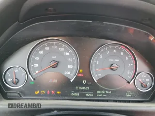 2019 BMW M4 z VIN WBS4Z9C54KEJ63803, wystawiony jako Copart lot #64827292 z przebiegiem 4 484 mil mil oraz . Historia ofert i sprzedaży dostępna na DreamBid. Obrazek 8.