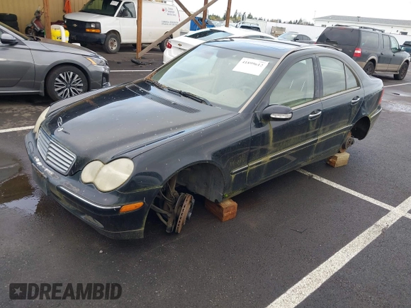 2004 Mercedes-Benz C 320 with VIN WDBRF64J44F469766, listed as a IAAI auction lot 41899612 with Not Provided miles and . Bid and sale history available at DreamBid. Image 2.