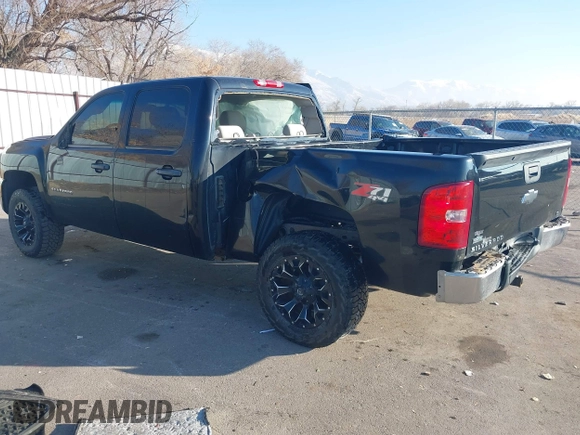 2011 Chevrolet Silverado 1500 LT with VIN 3GCPKSE36BG345216, listed as a IAAI auction lot 41298599 with 187,216 mi miles and . Bid and sale history available at DreamBid. Image 3.