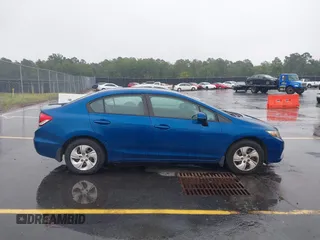 2013 Honda Civic LX z VIN 2HGFB2F53DH587204, wystawiony jako IAAI lot #42351418 z przebiegiem 239 000 mil mil oraz . Historia ofert i sprzedaży dostępna na DreamBid. Obrazek 13.