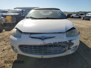 2001 Chrysler Sebring with VIN 1C3EL45U91N680313, listed as a Copart auction lot 46360665 with 147,546 mi miles and Salvage Title. Bid and sale history available at DreamBid. Image 5.