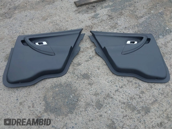 2013 Ford Police Interceptor с VIN 1FAHP2MT4DG184957, выставлен на аукционе IAAI как лот 42580435 с пробегом 77 246 миль миль и . История ставок и продаж доступна на DreamBid. Изображение 12.