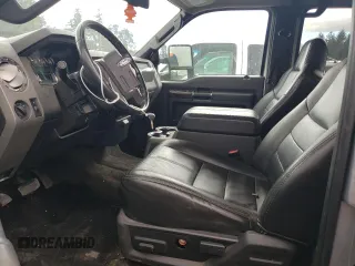 2010 Ford F-350 XL с VIN 1FTWW3BR0AEA98442, выставлен на аукционе Copart как лот 56287574 с пробегом 168 177 миль миль и Списание • Salvage title. История ставок и продаж доступна на DreamBid. Изображение 7.