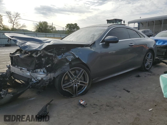 2018 Mercedes-Benz E-Class E 400 with VIN WDD1J6GB2JF020041, listed as a Copart auction lot 68028943 with 0 mi miles and Salvage Title. Bid and sale history available at carsss.com. Image 1.