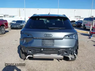 2025 Audi Q5 S line Prestige with VIN WA1FAAFY1S2004652, listed as a IAAI auction lot 41225497 with 454 mi miles. Bid and sale history available at carsss.com. Image 18.