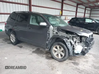 2010 Toyota Highlander with VIN 5TDBK3EH9AS011192, listed as a IAAI auction lot 42322869 with 212,589 mi miles and . Bid and sale history available at DreamBid. Image 1.
