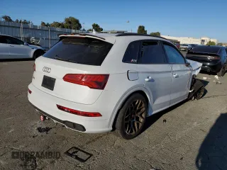 2020 Audi SQ5 Premium Plus with VIN WA1B4AFY4L2062231, listed as a Copart auction lot 67065104 with 54,839 mi miles and Salvage Title. Bid and sale history available at DreamBid. Image 3.
