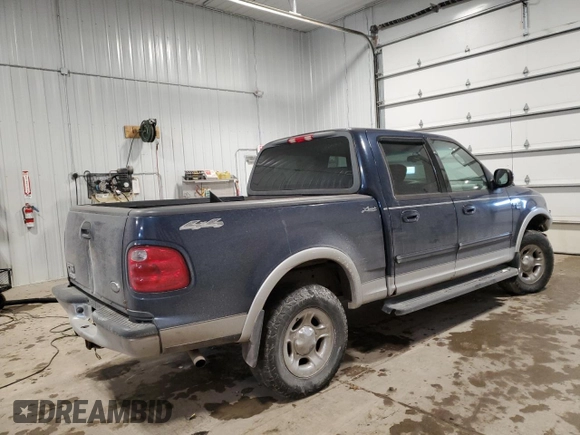 2002 Ford F-150 XLT with VIN 1FTRW08L02KE06257, listed as a Copart auction lot 45004605 with 189,003 mi miles and Salvage Title. Bid and sale history available at carsss.com. Image 3.
