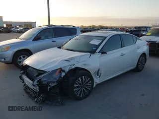 2024 Nissan Altima SV с VIN 1N4BL4DV4RN352002, выставлен на аукционе IAAI как лот 39677646 с пробегом 2 880 миль миль и . История ставок и продаж доступна на DreamBid. Изображение 2.