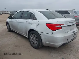 2014 Chrysler 200 LX with VIN 1C3CCBAG2EN103835, listed as a IAAI auction lot 41623941 with 166,676 mi miles. Bid and sale history available at carsss.com. Image 3.