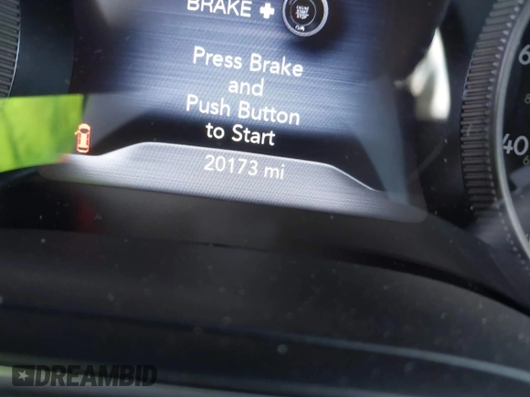 2019 Jeep Cherokee Limited with VIN 1C4PJLDB2KD387798, listed as a IAAI auction lot 39462992 with 20,173 mi miles and . Bid and sale history available at DreamBid. Image 15.