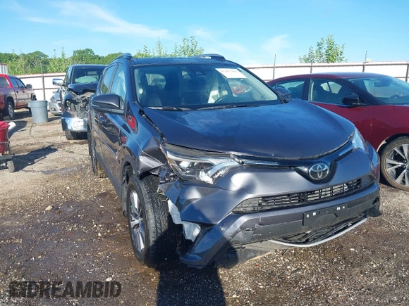 2018 Toyota RAV4 XLE z VIN JTMWFREV1JJ197662, wystawiony jako IAAI lot #42167382 z przebiegiem 64 826 mil mil oraz . Historia ofert i sprzedaży dostępna na DreamBid. Obrazek 6.