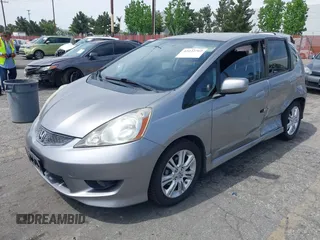 2009 Honda Fit Sport с VIN JHMGE88409S047860, выставлен на аукционе IAAI как лот 42232769 с пробегом 170 014 миль миль и . История ставок и продаж доступна на DreamBid. Изображение 17.