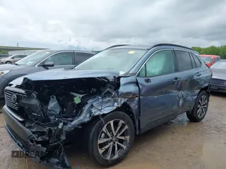 2023 Toyota Corolla Cross XLE с VIN 7MUDAAAG4PV062515, выставлен на аукционе IAAI как лот 42323389 с пробегом 30 092 миль миль и . История ставок и продаж доступна на DreamBid. Изображение 6.
