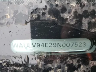 2009 Audi A8 z VIN WAULV94E29N007523, wystawiony jako Copart lot #50234305 z przebiegiem 97 535 mil mil oraz Szkoda całkowita • Salvage title. Historia ofert i sprzedaży dostępna na DreamBid. Obrazek 12.