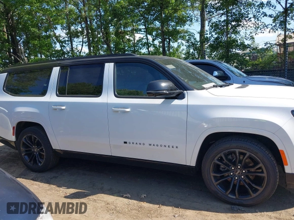 2024 Jeep Grand Wagoneer Series II с VIN 1C4SJSFP8RS150090, выставлен на аукционе IAAI как лот 42548014 с пробегом 34 755 миль миль и . История ставок и продаж доступна на DreamBid. Изображение 13.