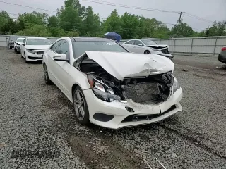 2015 Mercedes-Benz E 400 с VIN WDDKJ6HBXFF300283, выставлен на аукционе Copart как лот 57441065 с пробегом 86 669 миль миль и Списание • Salvage title. История ставок и продаж доступна на DreamBid. Изображение 13.