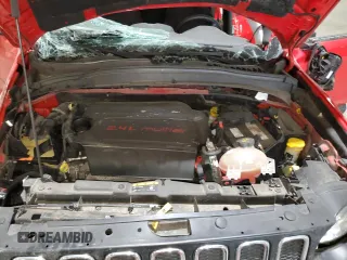 2018 Jeep Renegade Latitude with VIN ZACCJABB8JPG93233, listed as a Copart auction lot 58553795 with Not provided miles and Non repairable. Bid and sale history available at DreamBid. Image 12.