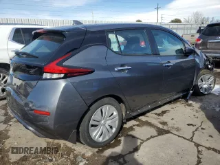 2025 Nissan LEAF S with VIN 1N4AZ1BVXSC560303, listed as a Copart auction lot 45172565 with 6,902 mi miles and Salvage Title. Bid and sale history available at carsss.com. Image 3.