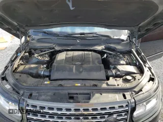 2017 Land Rover Range Rover z VIN SALGW2FE2HA333228, wystawiony jako Copart lot #49913735 z przebiegiem 83 602 mil mil oraz Szkody całkowita. Historia ofert i sprzedaży dostępna na DreamBid. Obrazek 12.