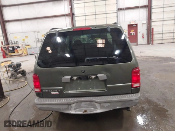 2002 Ford Explorer Sport Value с VIN 1FMYU60E42UD12982, выставлен на аукционе IAAI как лот 41865541 с пробегом 187 328 миль миль и . История ставок и продаж доступна на DreamBid. Изображение 16.
