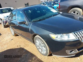 2011 Lincoln MKZ with VIN 3LNHL2GC9BR760335, listed as a IAAI auction lot 41587081 with 178,192 mi miles. Bid and sale history available at carsss.com. Image 1.