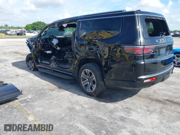 2024 Jeep Wagoneer Series II с VIN 1C4SJSBP2RS102168, выставлен на аукционе IAAI как лот 42511841 с пробегом 38 212 миль миль и . История ставок и продаж доступна на DreamBid. Изображение 3.