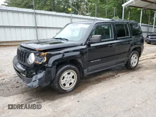 2017 Jeep Patriot Sport z VIN 1C4NJRBB1HD143808, wystawiony jako Copart lot #58302235 z przebiegiem 136 123 mil mil oraz Szkoda całkowita • Salvage title. Historia ofert i sprzedaży dostępna na DreamBid. Obrazek 1.