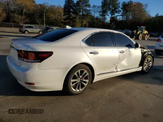 2015 Lexus LS 460 z VIN JTHCL5EF5F5024173, wystawiony jako Copart lot #83751124 z przebiegiem 129 730 mil mil oraz Szkoda całkowita • Salvage title. Historia ofert i sprzedaży dostępna na DreamBid. Obrazek 3.