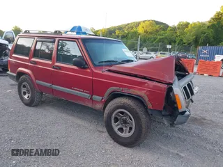 1999 Jeep Cherokee Sport with VIN 1J4FF68S6XL675498, listed as a IAAI auction lot 42509068 with 332,482 mi miles and . Bid and sale history available at DreamBid. Image 1.