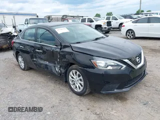 2019 Nissan Sentra SV z VIN 3N1AB7AP3KL620627, wystawiony jako IAAI lot #42346110 z przebiegiem 16 606 mil mil oraz . Historia ofert i sprzedaży dostępna na DreamBid. Obrazek 1.