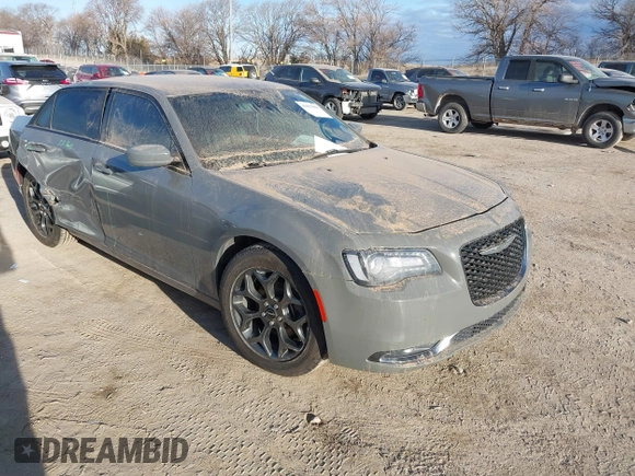 2018 Chrysler 300 with VIN 2C3CCAGG1JH160855, listed as a IAAI auction lot 41875983 with 81,598 mi miles. Bid and sale history available at carsss.com. Image 1.