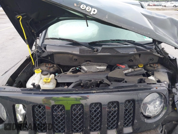 2014 Jeep Patriot Sport z VIN 1C4NJRBB0ED772116, wystawiony jako IAAI lot #42093430 z przebiegiem 98 001 mil mil oraz . Historia ofert i sprzedaży dostępna na DreamBid. Obrazek 10.