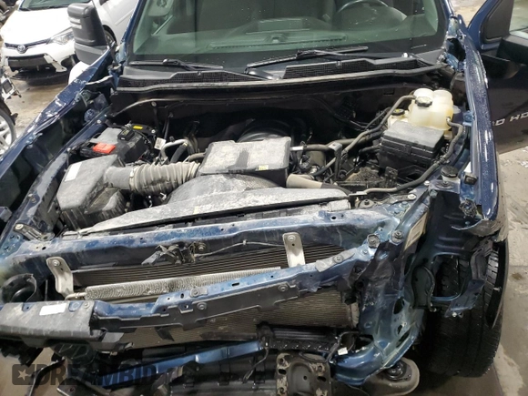 2020 Chevrolet Silverado 3500HD LT with VIN 1GC4YTE72LF333755, listed as a Copart auction lot 44764675 with 33,741 mi miles and Salvage Title. Bid and sale history available at carsss.com. Image 12.