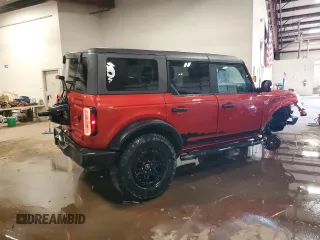 2023 Ford Bronco z VIN 1FMEE5DP1PLB74756, wystawiony jako Copart lot #46458355 z przebiegiem 23 744 mil mil oraz Szkoda całkowita • Salvage title. Historia ofert i sprzedaży dostępna na DreamBid. Obrazek 3.