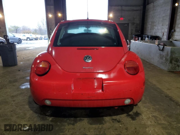 2003 Volkswagen Beetle GLS with VIN 3VWCD21C23M443562, listed as a Copart auction lot 50385355 with 207,568 mi miles and Clean title. Bid and sale history available at DreamBid. Image 6.