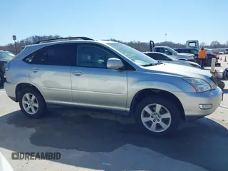 2004 Lexus RX 330 z VIN 2T2HA31U44C030189, wystawiony jako IAAI lot #41734673 z przebiegiem 177 525 mil mil oraz . Historia ofert i sprzedaży dostępna na DreamBid. Obrazek 13.