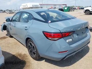 2024 Nissan Sentra SV z VIN 3N1AB8CV5RY272294, wystawiony jako IAAI lot #42353896 z przebiegiem 10 524 mil mil oraz . Historia ofert i sprzedaży dostępna na DreamBid. Obrazek 15.