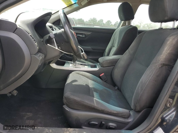 2015 Nissan Altima 2.5 SV with VIN 1N4AL3AP2FC143702, listed as a Copart auction lot 49917385 with 220,634 mi miles and Salvage Title. Bid and sale history available at carsss.com. Image 7.