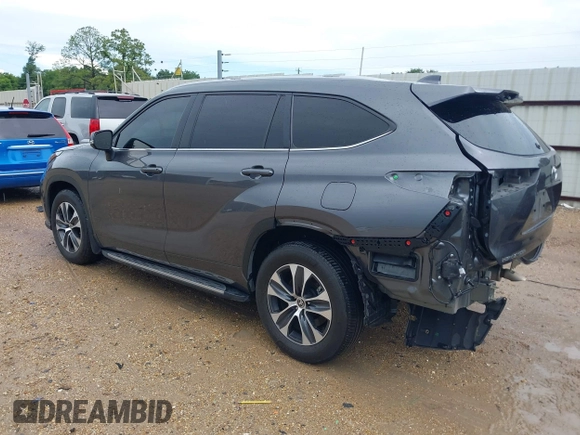 2023 Toyota Highlander L with VIN 5TDKDRAH8PS513610, listed as a IAAI auction lot 42474619 with 39,995 mi miles and . Bid and sale history available at DreamBid. Image 3.