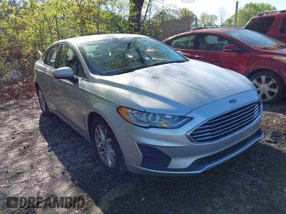 2019 Ford Fusion SE with VIN 3FA6P0HD0KR192915, listed as a IAAI auction lot 41980996 with 128,336 mi miles. Bid and sale history available at carsss.com. Image 1.