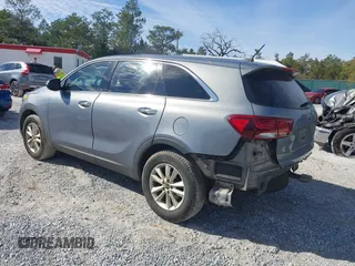 2020 Kia Sorento LX with VIN 5XYPG4A32LG657424, listed as a IAAI auction lot 41336453 with 132,805 mi miles. Bid and sale history available at carsss.com. Image 3.