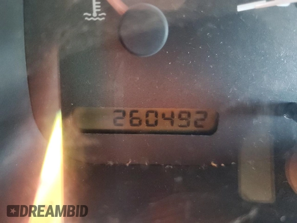 1998 Dodge Ram 3500 with VIN 1B7MC3367WJ240238, listed as a Copart auction lot 43224965 with 260,492 mi miles and Salvage Title. Bid and sale history available at carsss.com. Image 9.