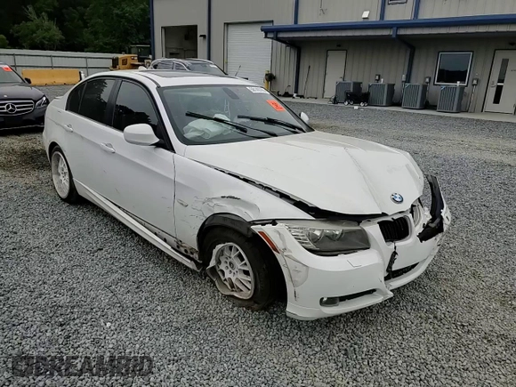 2011 BMW 3 Series 328i xDrive z VIN WBAPK5C56BA656016, wystawiony jako Copart lot #56149765 z przebiegiem Nie podano mil oraz Szkoda całkowita • Salvage title. Historia ofert i sprzedaży dostępna na DreamBid. Obrazek 13.
