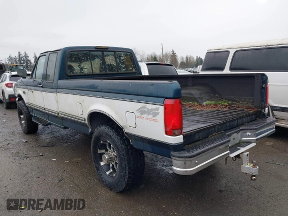 1996 Ford F-250 with VIN 1FTHX26G3TEA37596, listed as a IAAI auction lot 41224366 with 98,068 mi miles and . Bid and sale history available at DreamBid. Image 3.