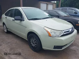 2010 Ford Focus S z VIN 1FAHP3EN0AW185692, wystawiony jako IAAI lot #42299094 z przebiegiem 163 952 mil mil oraz . Historia ofert i sprzedaży dostępna na DreamBid. Obrazek 1.