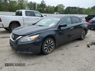 2017 Nissan Altima SL with VIN 1N4AL3AP9HC217524, listed as a Copart auction lot 50700475 with 52,739 mi miles and Salvage title. Bid and sale history available at DreamBid. Image 1.