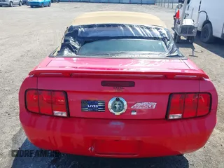 2006 Ford Mustang Standard with VIN 1ZVFT84N965234717, listed as a IAAI auction lot 41772347 with 53,356 mi miles and . Bid and sale history available at carsss.com. Image 19.