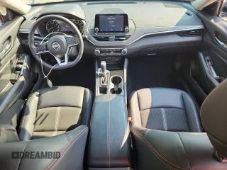 2024 Nissan Altima SR z VIN 1N4BL4CV2RN380480, wystawiony jako Copart lot #60919475 z przebiegiem 25 293 mil mil oraz Szkoda całkowita • Salvage title. Historia ofert i sprzedaży dostępna na DreamBid. Obrazek 8.